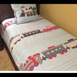 Pottery Barn train quilt (twin)